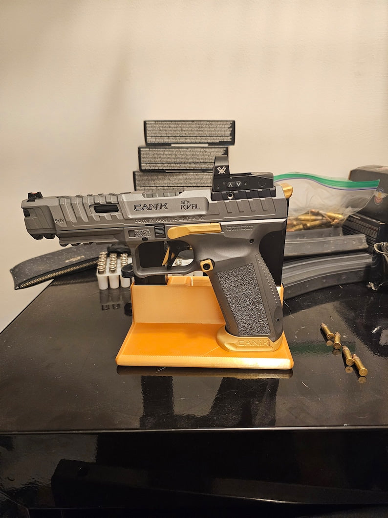 3D Printed Pistol Stand